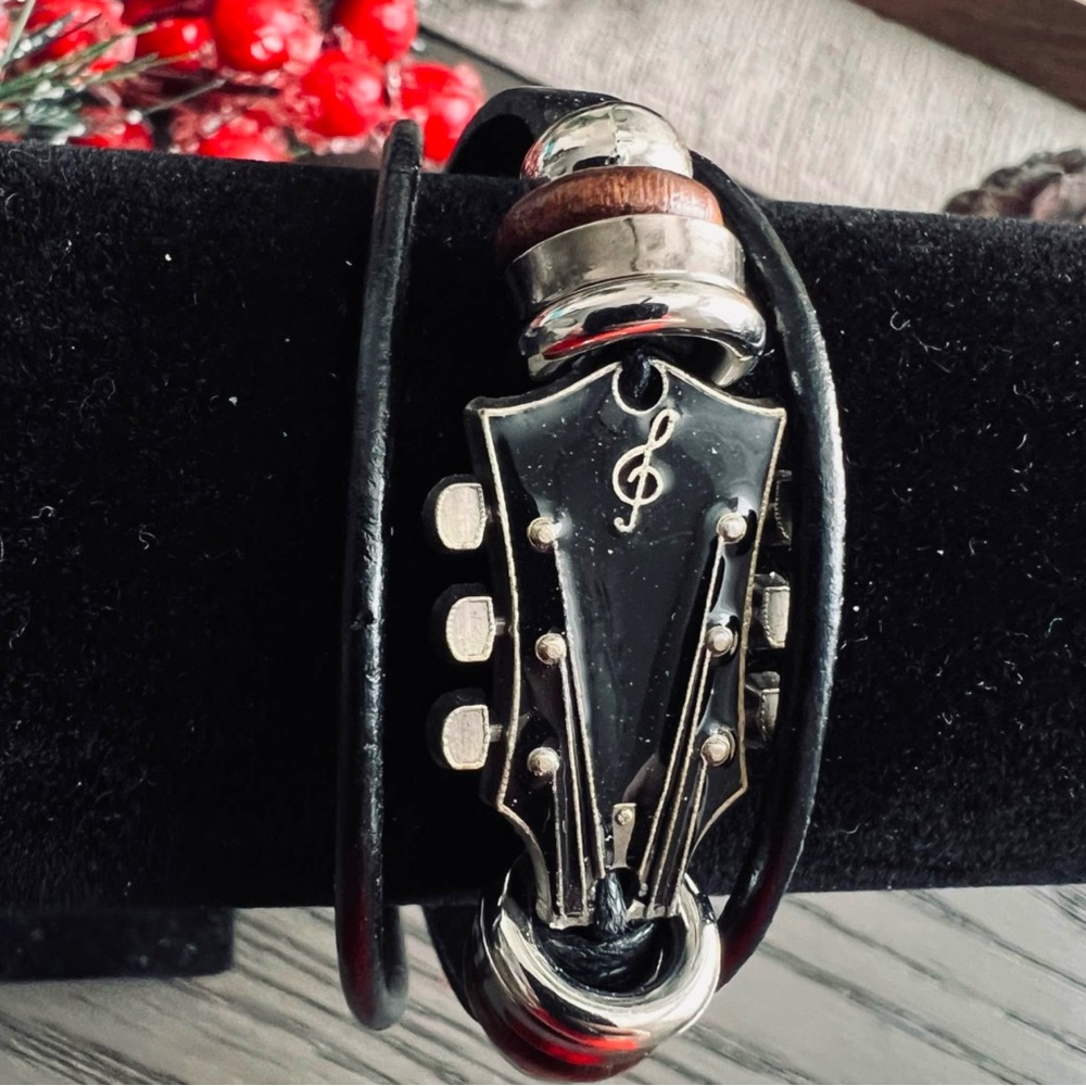 Unisex Black Enamel Guitar Head Black PU Leather 8” Rope Bracelet w Steel Clasp